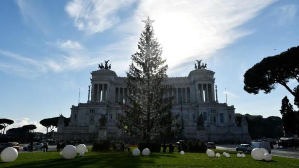 Roms viel verspotteter Weihnachtsbaum.
