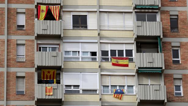 Oft weht die katalanische gleich neben der spanischen Flagge in Barcelona