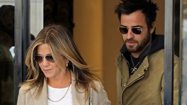 Aniston: Von Ehemann Justin Theroux betrogen?