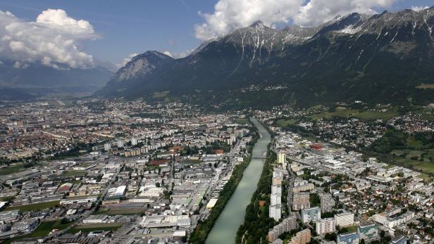 Luftaufnahme der Stadt Innsbruck