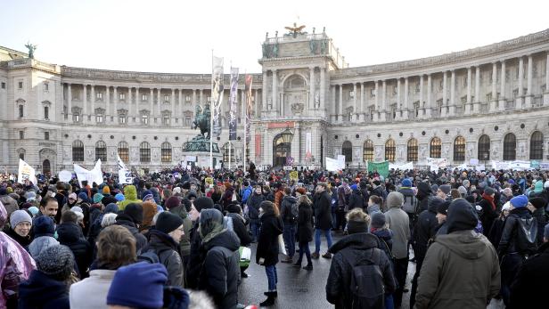 Demo am 18. Dezember auf dem Wiener Heldenplatz