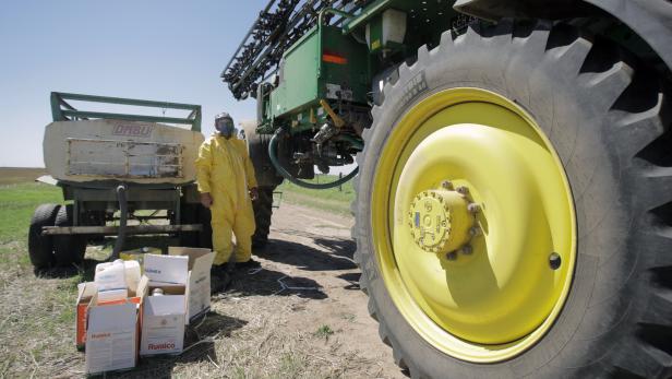 Auf landwirtschaftlichen Flächen kann Glyphosat weiterhin verwendet werden