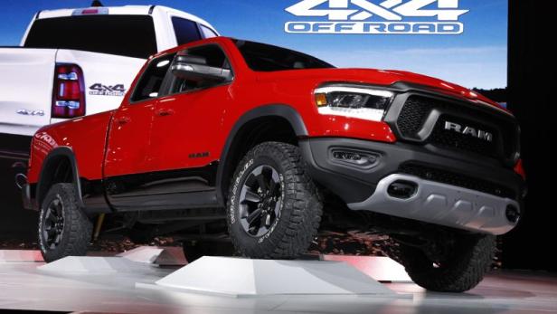 Autoshow Detroit: Pick-ups, Arnie und Bullit