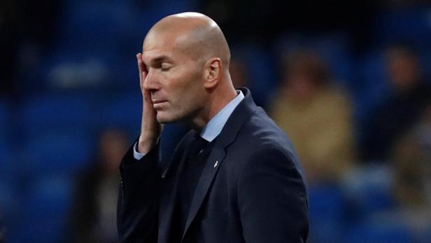 Zinedine Zidane bangt nach Reals Cup-Pleite um den Job.