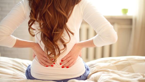 Jeder Fünfte ist innerhalb eines Jahres von Rückenschmerzen betroffen.