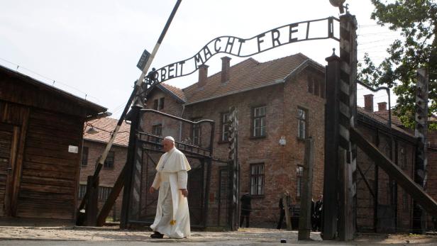 Das Konzentrationslager Auschwitz in Polen kürzlich bei einem Papst-Besuch.