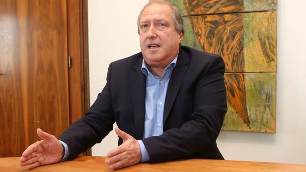Für Grünen-Chef Rolf Holub wird die Wahl eine Zitterpartie