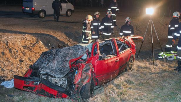 Verkehrsunfall mit tödlichem Ausgang im Gemeindegebiet von Maria Schmolln