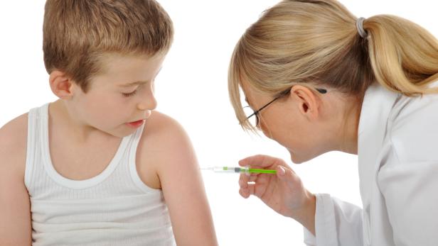 Impfung gegen Humane Papillomaviren (HPV) könnte nach Ansicht von Wissenschaftlern auch Buben vor gefährlichen Krankheiten schützen