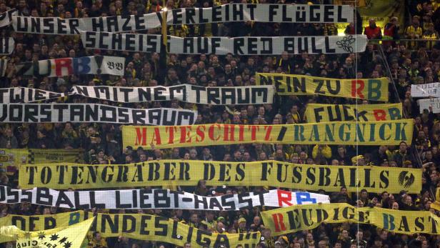 Heftiger Protest: Auch gegen Leipzig wetterten die Fans schon.
