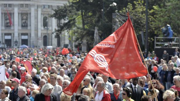 Apropos SPÖ - am 1. Mai fand der traditionelle Aufmarsch der SPÖ statt.