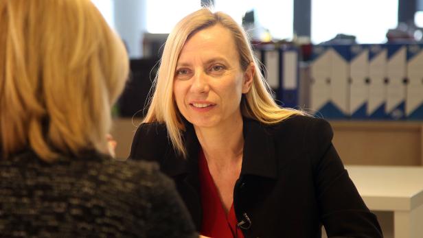 Juliane Bogner-Strauß, Bundesministerin für Frauen, Familien und Jugend