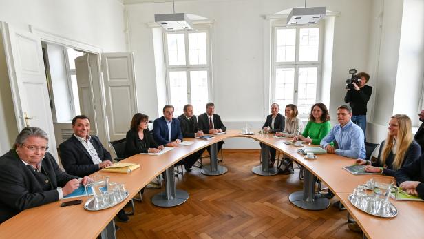 Am Freitag haben in Tirol Koalitiosverhandlungen für Schwarz-Grün II begonnen