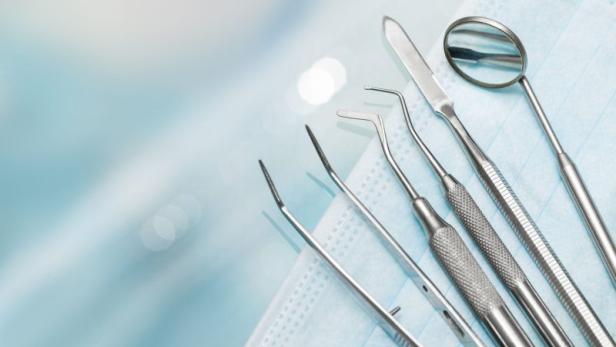 Bezirk Lilienfeld: 32-Jähriger drehte in Zahnarztpraxis durch