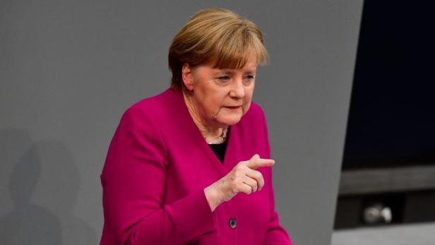 Konservative machen mit Manifest Druck auf Merkel