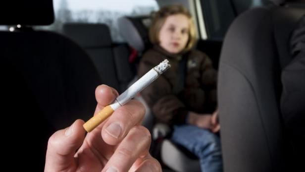 Zigarettenrauch kann für Kinder sehr schädlich sein