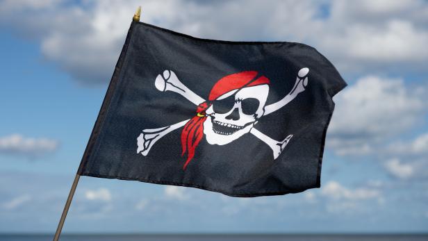 „Ölbaron“ äußerte Angst vor Piraten: Frau überwies 4000 Euro