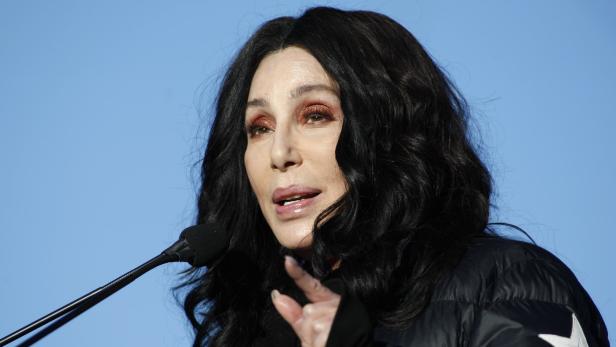 Popstar Cher setzt sich für inhaftierten Saudi-Prinzen ein
