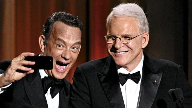 Tom Hanks und Steve Martin haben ihre Gaudi mit der Selfie-Manie.