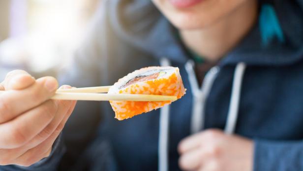 Triathlet isst zu viel: Hausverbot in Running-Sushi-Lokal