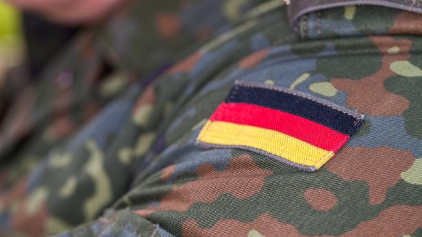 Deutsche Bundeswehr führt Uniformen für Schwangere ein
