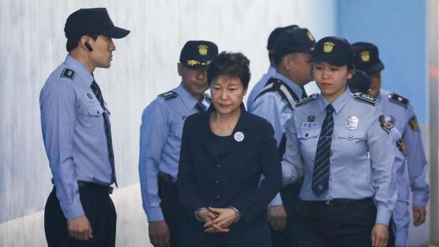 Südkoreas Ex-Präsidentin wegen Korruption schuldig gesprochen
