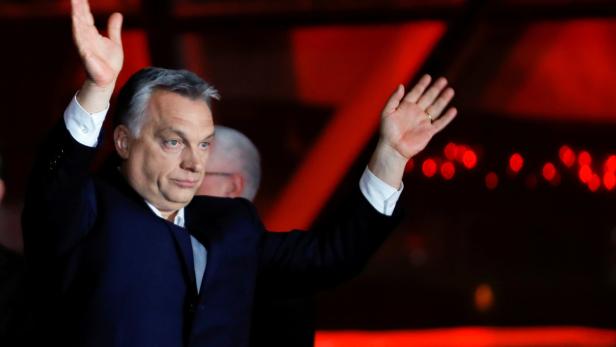 Wahltriumph: Absolute Macht für Orban