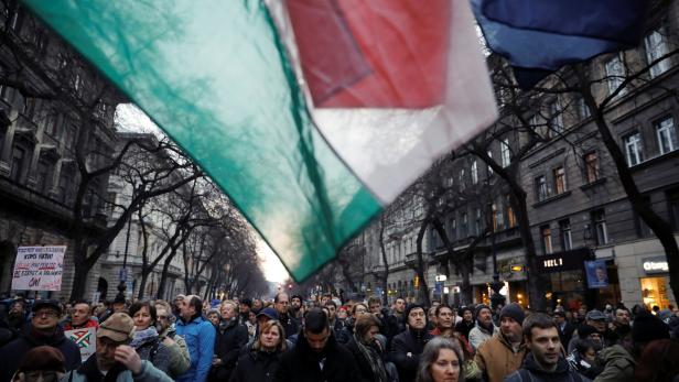 Zehntausende bei Anti-Regierungsdemonstration in Ungarn erwartet