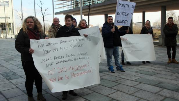 Protest der TG-Belegschaft in St. Pölten