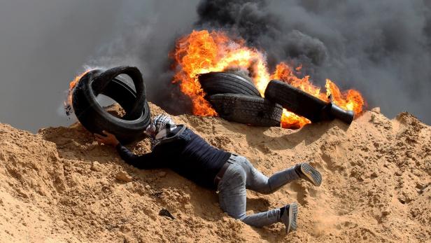 Toter und mehr als 900 Verletzte bei Protesten an Gaza-Grenze