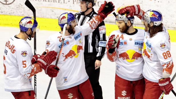 Bullen-Jubel: Die Salzburger Eishockey-Spieler glichen in der Finalserie aus