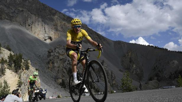 Ein Berg Probleme: Chris Froome droht eine Dopingsperre. Diese Woche startet er in Tirol.