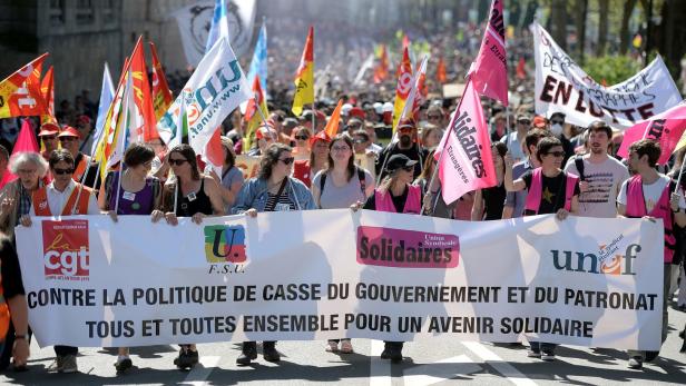 Frankreich: Demos und Streiks gegen Macrons Reformpolitik