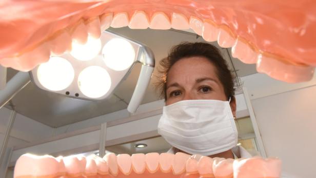 Gesunde Zähne sind teuer: Eine Milliarde an privaten Kosten