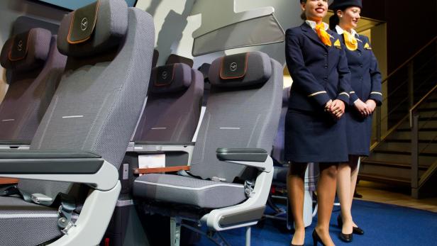 ITB - Lufthansa PK Lufthansa führt neues Tarifmodell ein