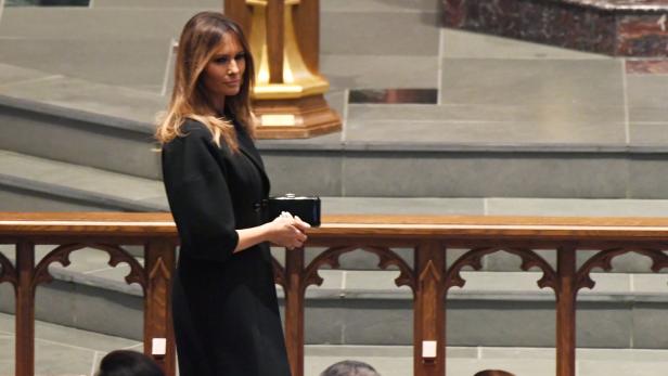 Melania Trump auf dem Begräbnis der ehemaligen First Lady Barbara Bush.