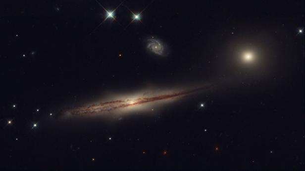 Megafusion großer Galaxien verblüfft Astronomen