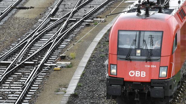 Güterzug in Tirol entgleist: Strecke unterbrochen