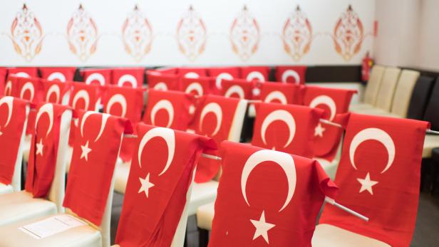 Türken-Privileg seit 1970: Vertrag verbietet Integrationsmaßnahmen