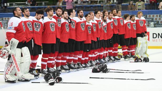 Das Abenteuer Eishockey-WM begann im Kleinbus