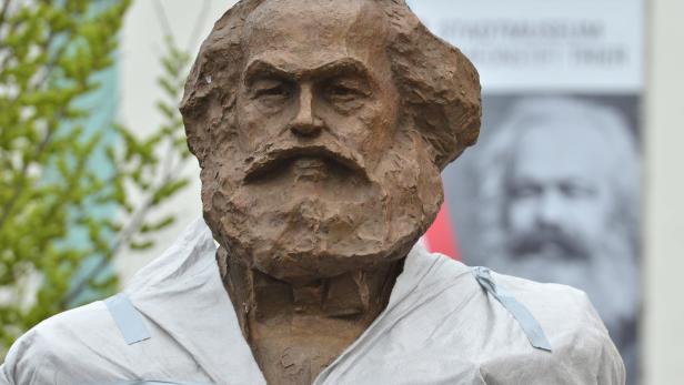Denkmalstreit um Karl Marx zum 200. Geburtstag