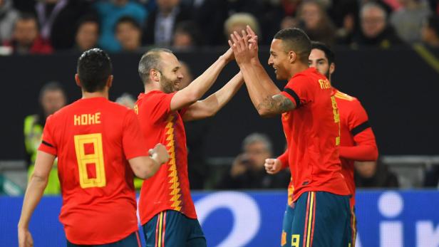 Andres Iniesta gibt seine Abschiedsvorstellung - und kann auf den zweiten WM-Titel nach 2010 hoffen.
