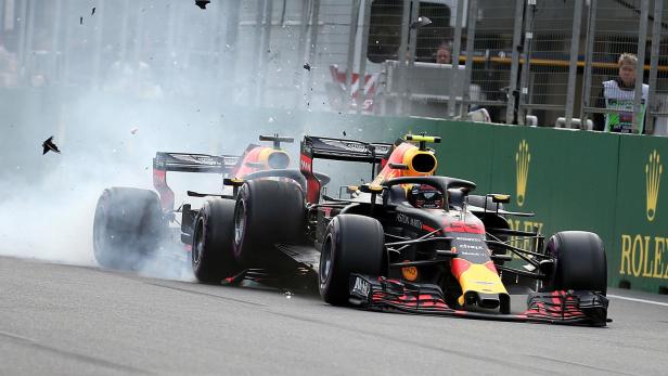 Crash-Test: In Baku eskalierte das Red-Bull-Duell zwischen Ricciardo und Verstappen (vorne).