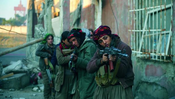 Frauen-Bataillon gegen IS-Kämpfer in Kurdistan: Verkitschtes Drama „Girls of the Sun“ von Eva Husson