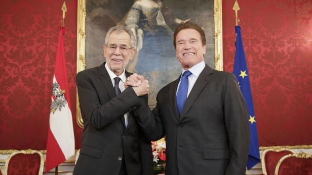 Alexander van der Bellen mit Arnold Schwarzenegger