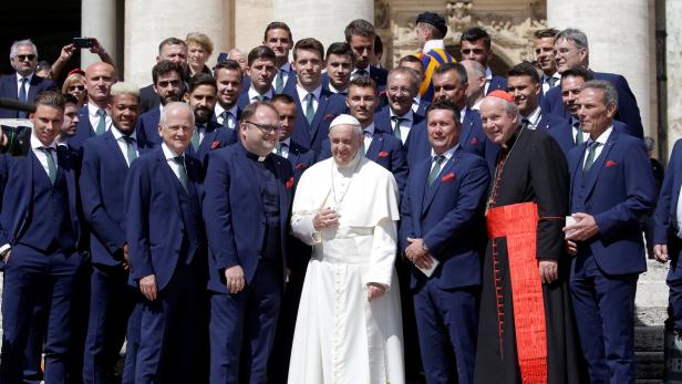 Papst Franziskus empfing die Rapid-Delegation