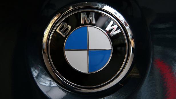 FILE PHOTO: The logo of BMW before the company's annual news conference in Munich