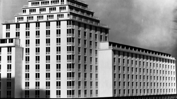 Theiss &amp; Jaksch, Hochhaus Herrengasse, Wien 1, 1930–1932