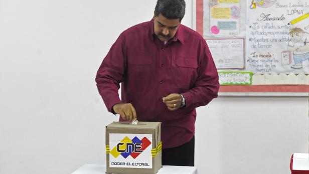 VENEZUELA-ELECTIONS-POLITICS