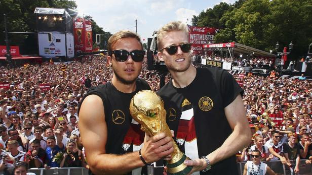 Wird es 2018 fix nicht geben: Ein WM-Jubelfoto mit Mario Götze (re.) und Andre Schürrle.